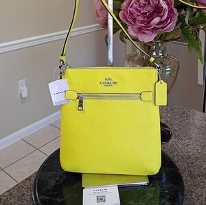 NWT COACH Mini Rowan crossbody purse